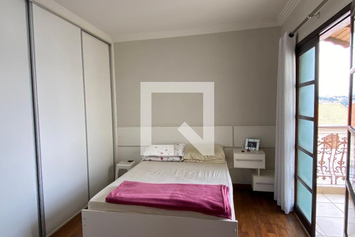Casa, 3 quartos, 278 m² - Foto 22