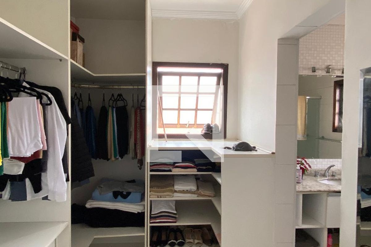 Casa, 3 quartos, 278 m² - Foto 39