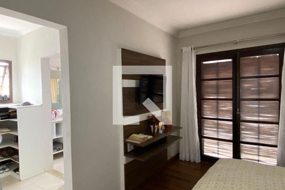 Casa, 3 quartos, 278 m² - Foto 27