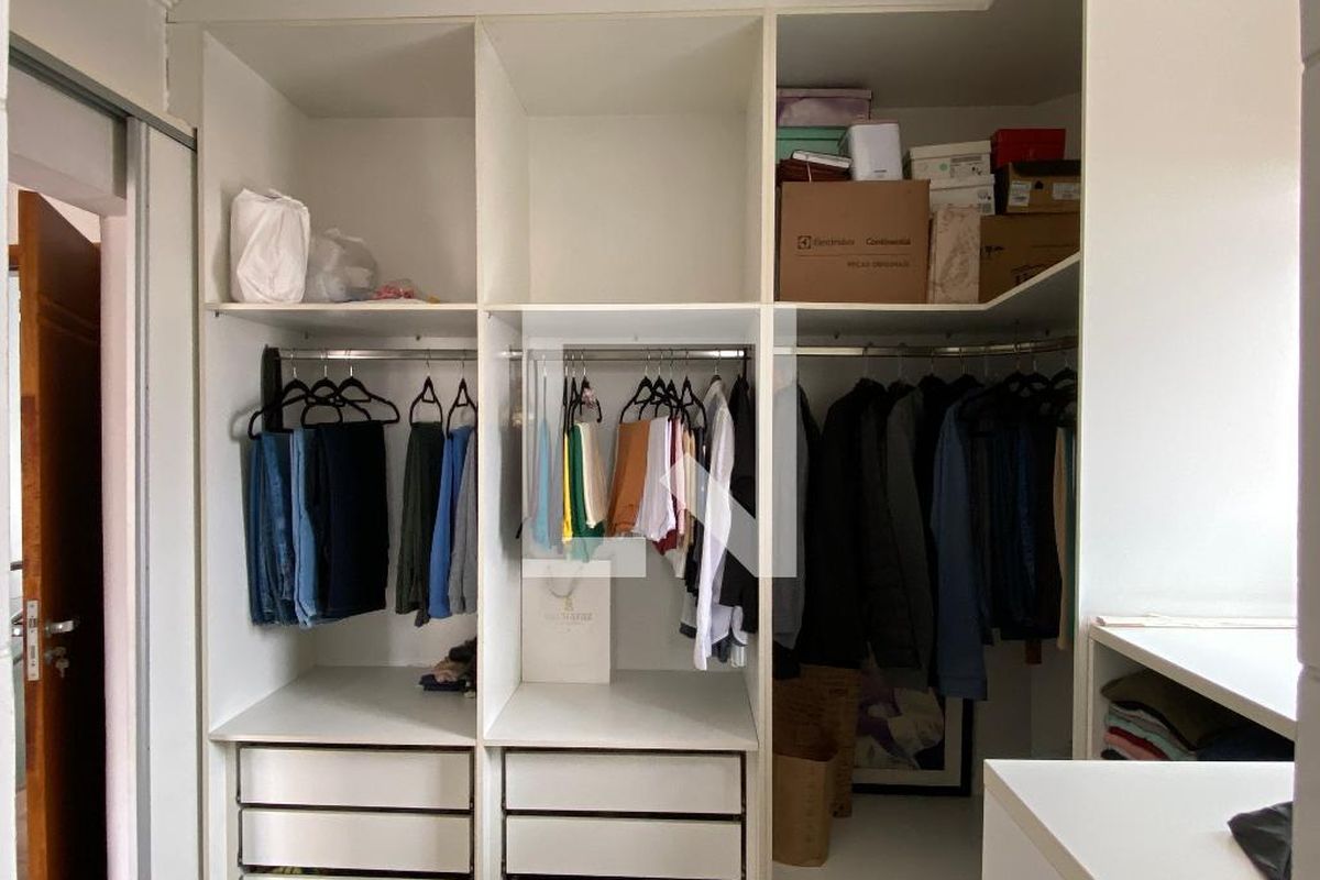Casa, 3 quartos, 278 m² - Foto 47