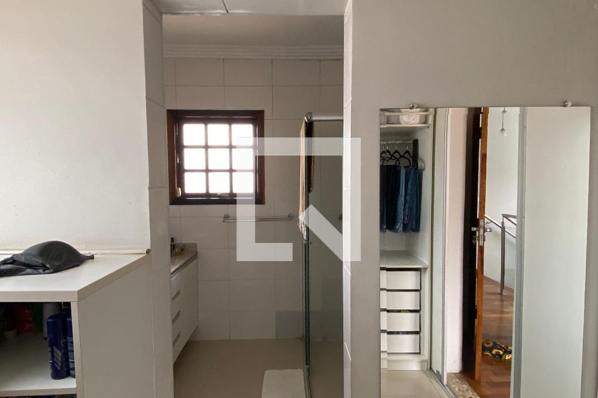 Casa, 3 quartos, 278 m² - Foto 41