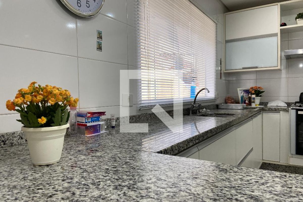 Casa, 3 quartos, 278 m² - Foto 64