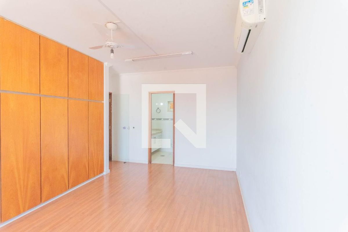 Casa à Venda - Jardim Chapadão, 3 Quartos,  286 m2 em , Campinas - sp | SoloBR
