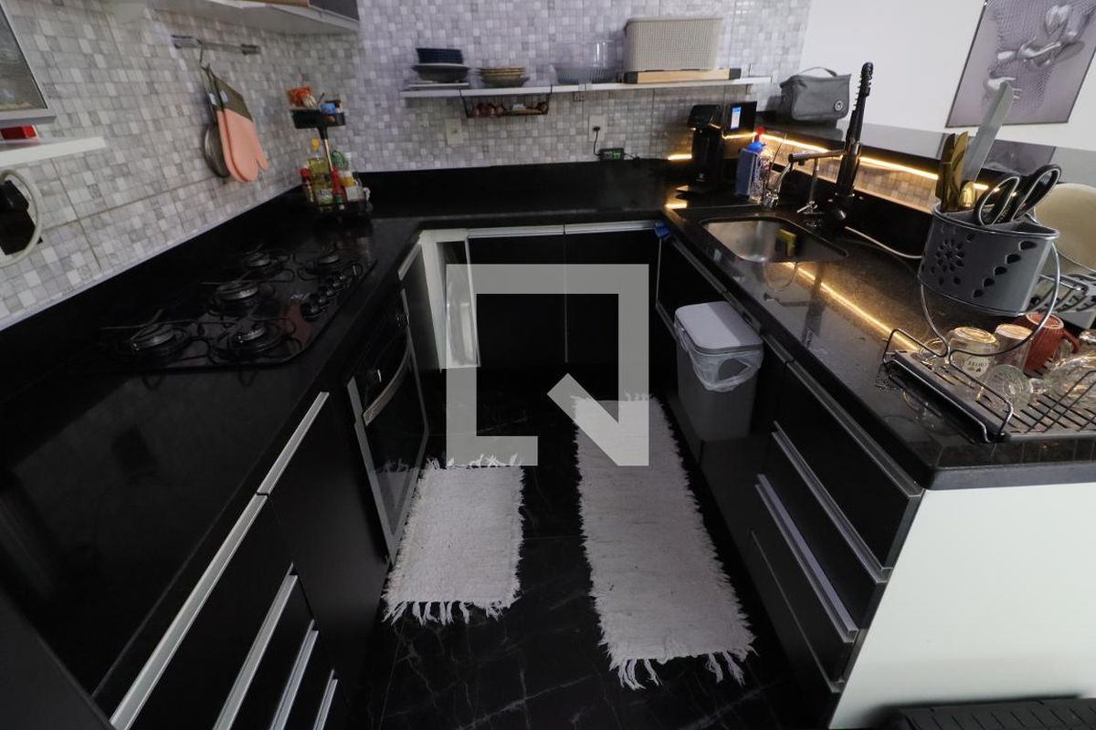 Casa, 3 quartos, 250 m² - Foto 27