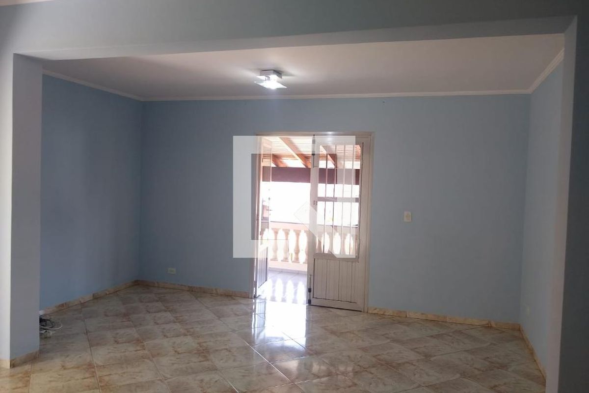 Casa, 3 quartos, 263 m² - Foto 1