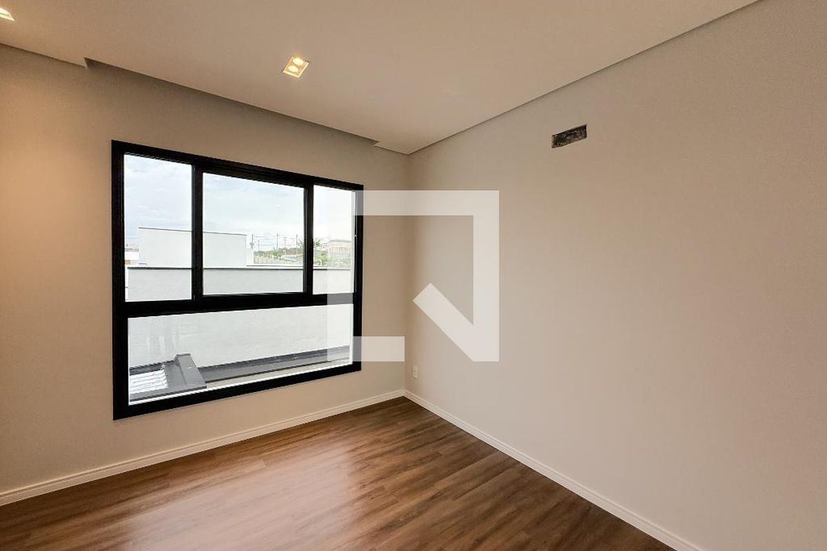 Casa à Venda - Lot. Alphaville Campinas, 4 Quartos,  425 m2 em , Campinas - sp | SoloBR