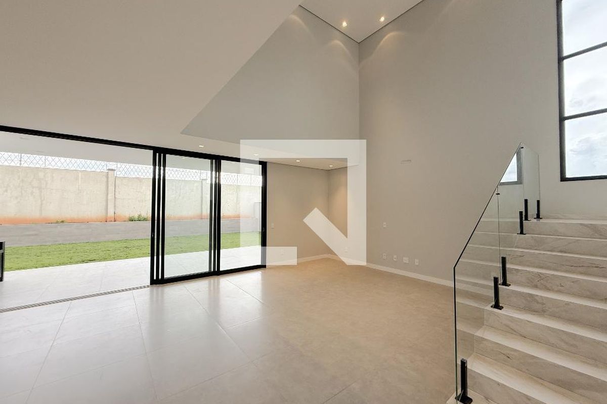 Casa à Venda - Lot. Alphaville Campinas, 4 Quartos,  425 m2 em , Campinas - sp | SoloBR