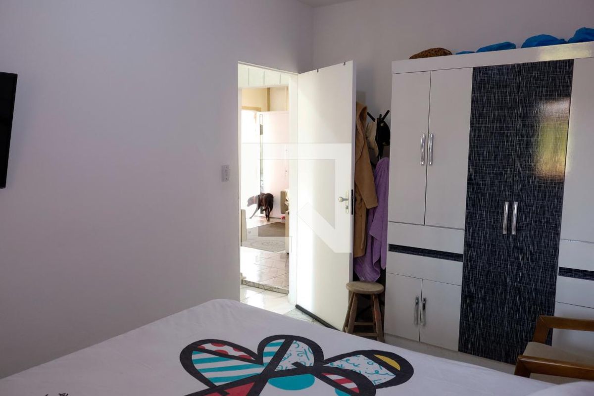 Casa, 3 quartos, 250 m² - Foto 13