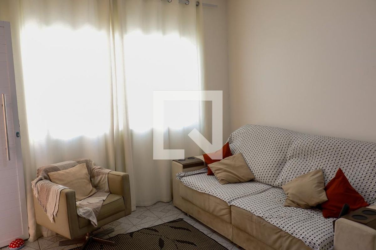 Casa, 3 quartos, 250 m² - Foto 2