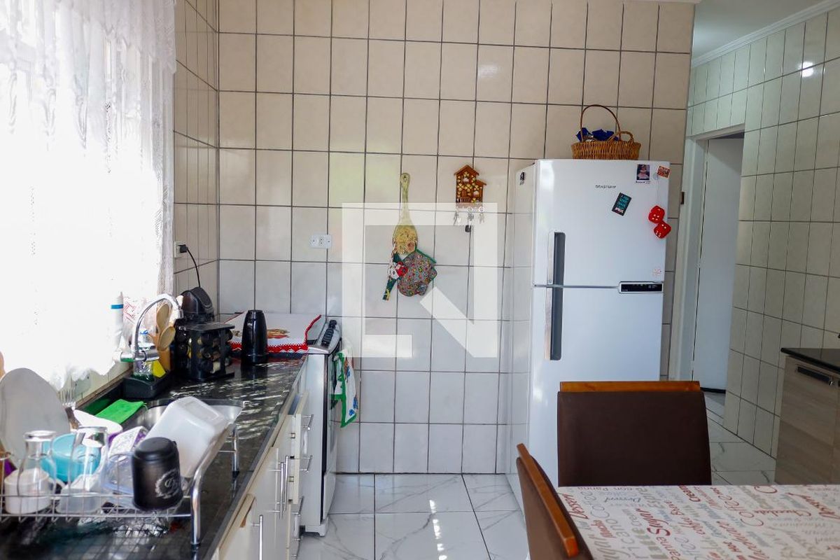 Casa, 3 quartos, 250 m² - Foto 23