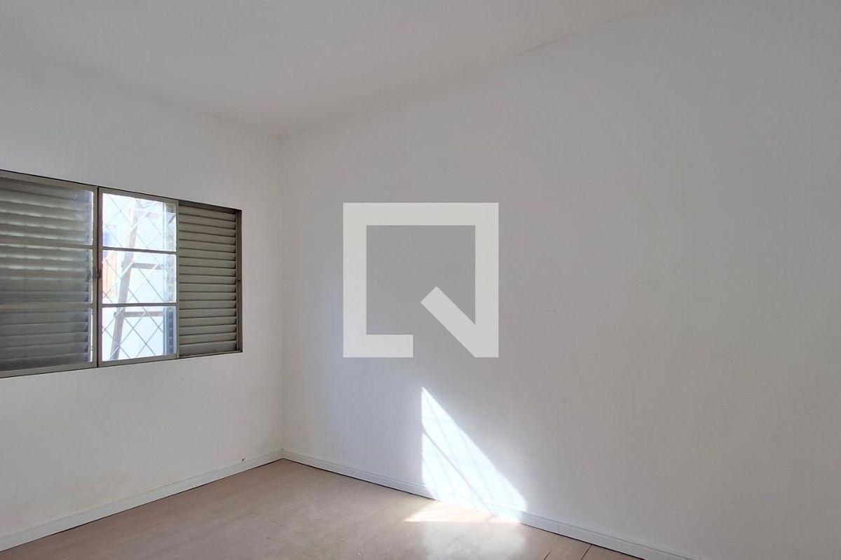 Casa à Venda - Cambuí, 3 Quartos,  136 m2 em , Campinas - sp | SoloBR
