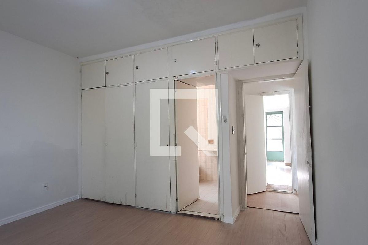 Casa à Venda - Cambuí, 3 Quartos,  136 m2 em , Campinas - sp | SoloBR