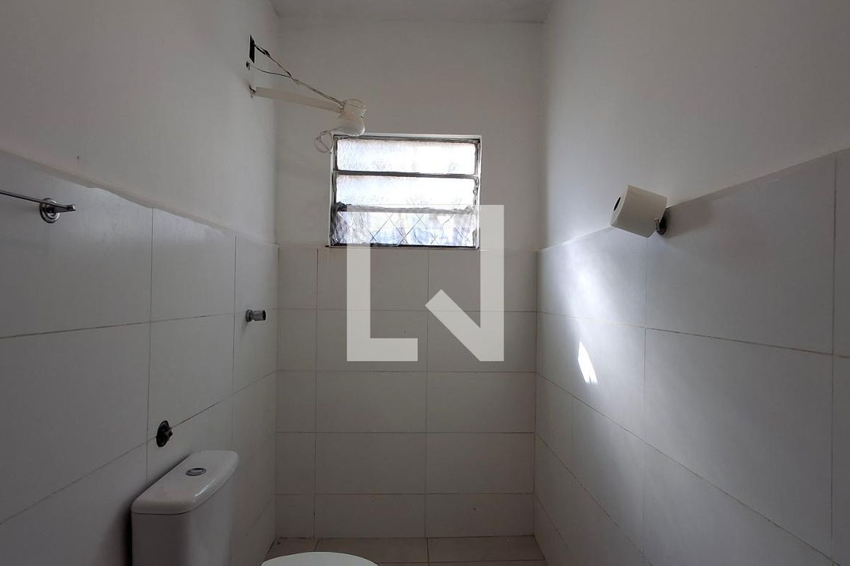 Casa à Venda - Cambuí, 3 Quartos,  136 m2 em , Campinas - sp | SoloBR
