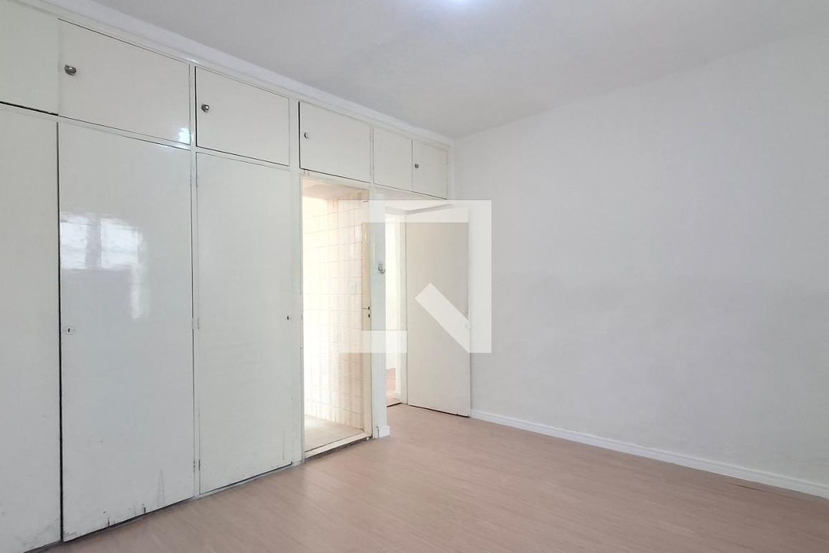 Casa à Venda - Cambuí, 3 Quartos,  136 m2 em , Campinas - sp | SoloBR