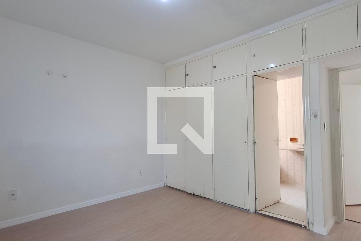 Casa à Venda - Cambuí, 3 Quartos,  136 m2 em , Campinas - sp | SoloBR