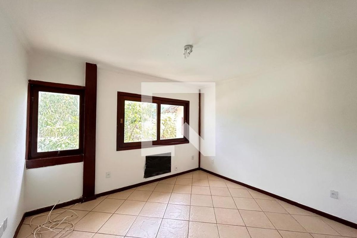 Casa, 3 quartos, 250 m² - Foto 10