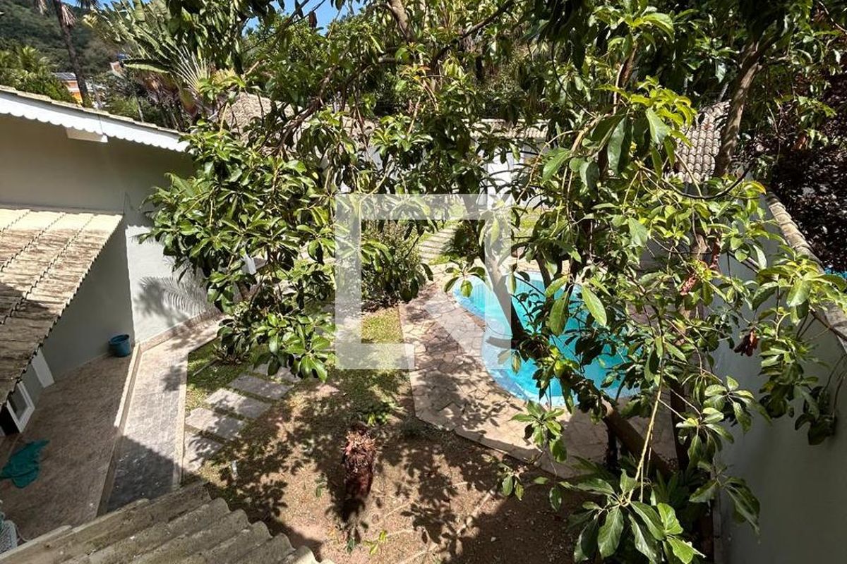 Casa, 3 quartos, 250 m² - Foto 28
