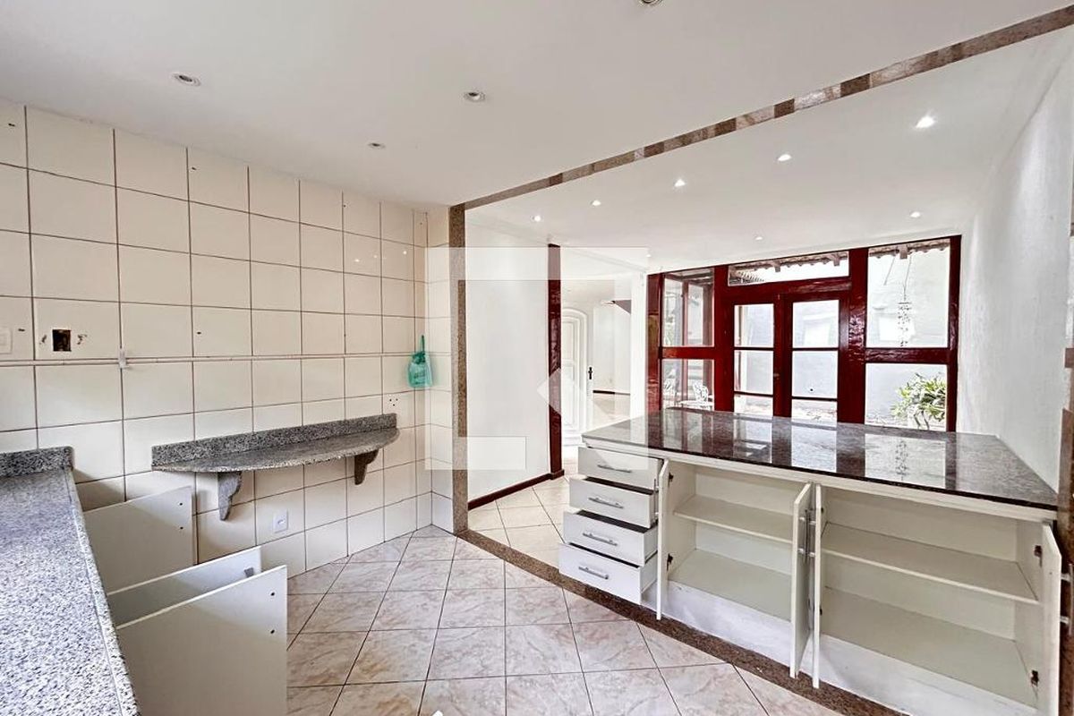 Casa, 3 quartos, 250 m² - Foto 18