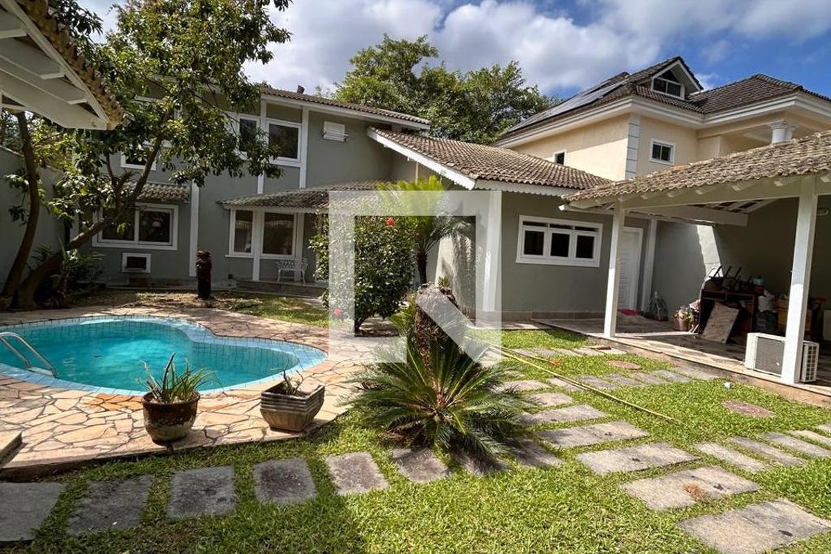 Casa, 3 quartos, 250 m² - Foto 32