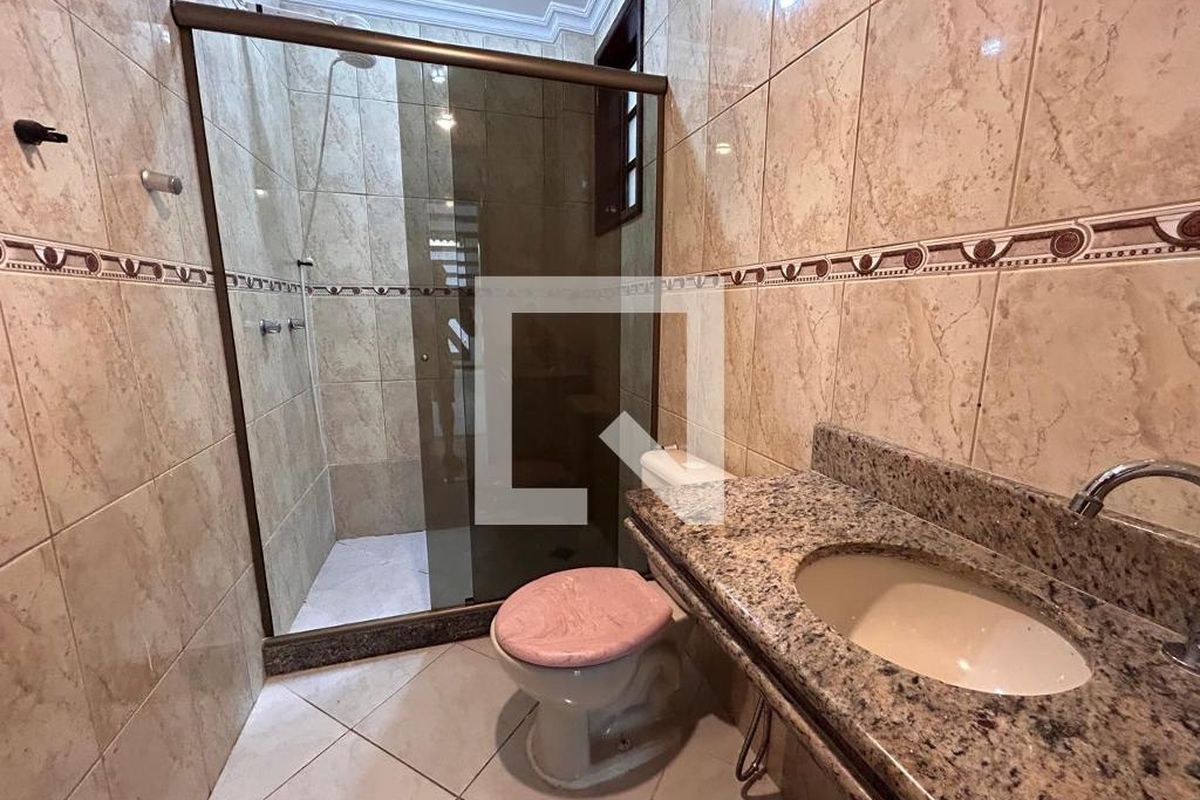 Casa, 3 quartos, 250 m² - Foto 12
