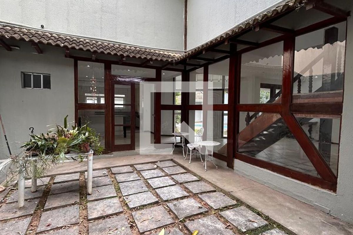 Casa, 3 quartos, 250 m² - Foto 23