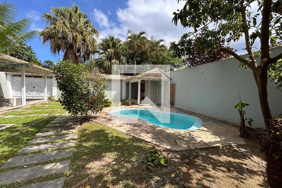 Casa, 3 quartos, 250 m² - Foto 29