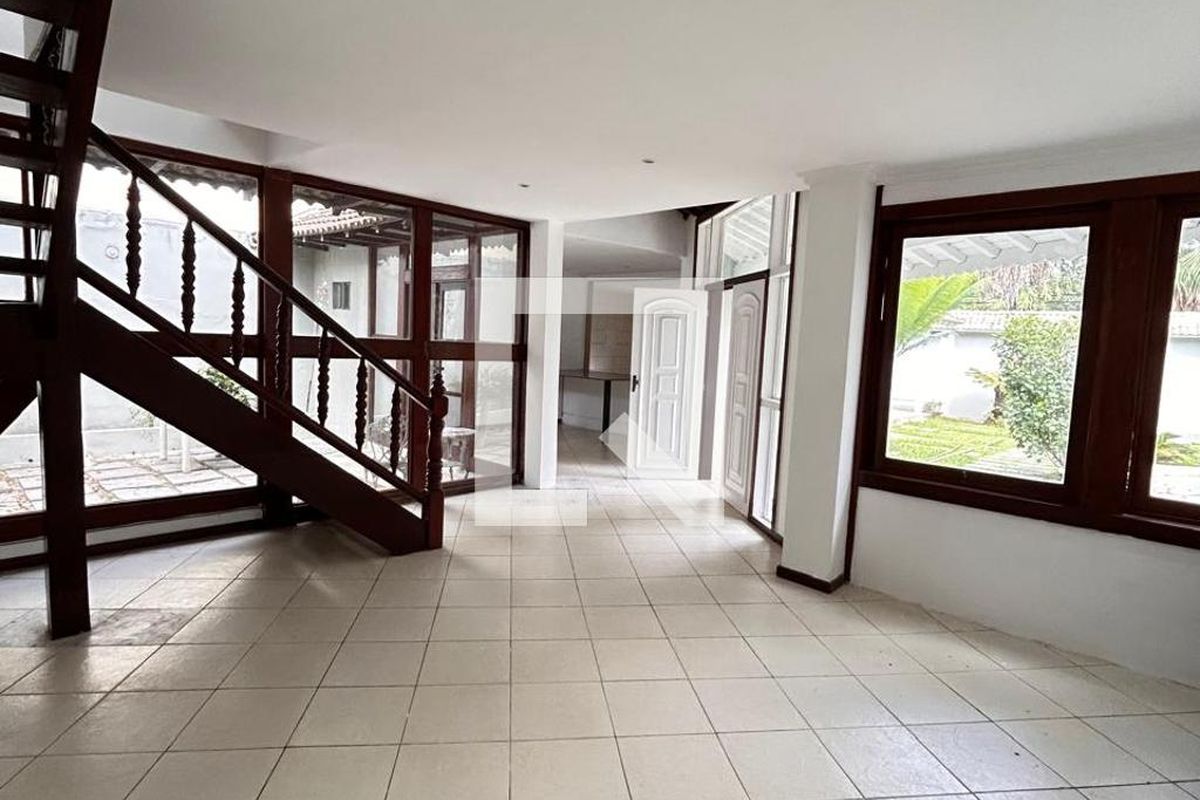 Casa, 3 quartos, 250 m² - Foto 3