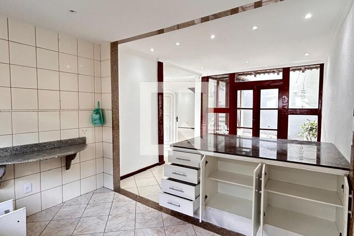 Casa, 3 quartos, 250 m² - Foto 17