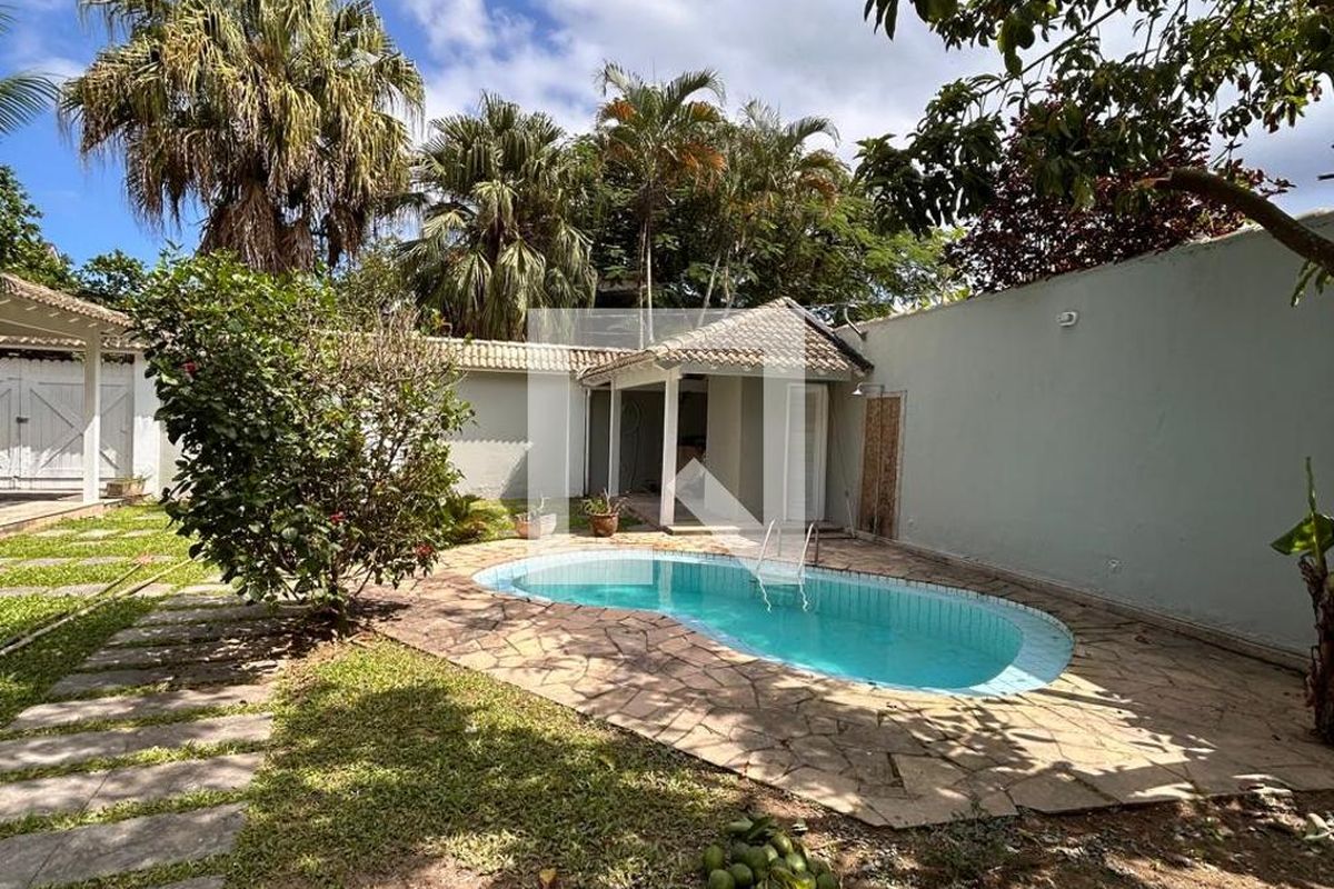 Casa, 3 quartos, 250 m² - Foto 30