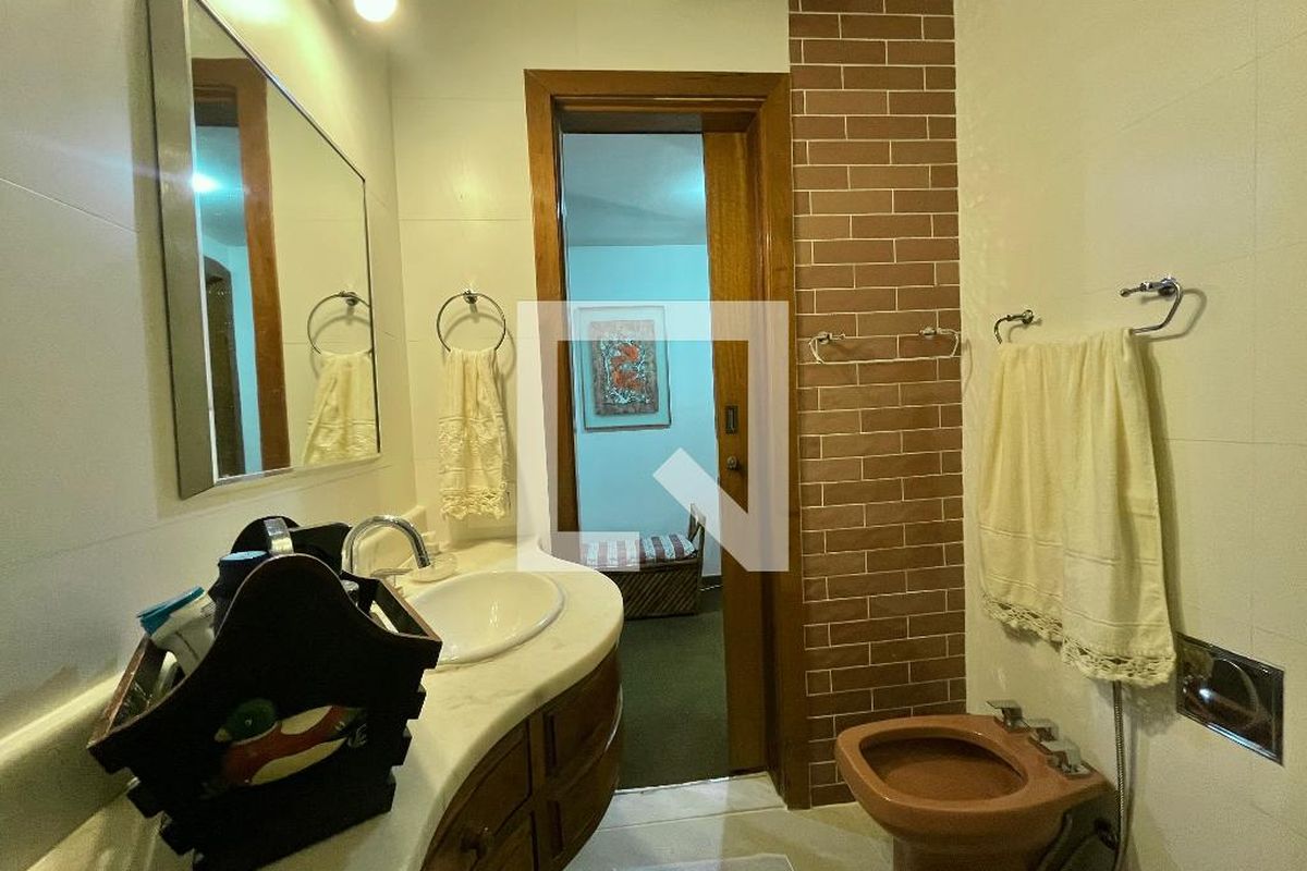 Apartamento, 4 quartos, 205 m² - Foto 33