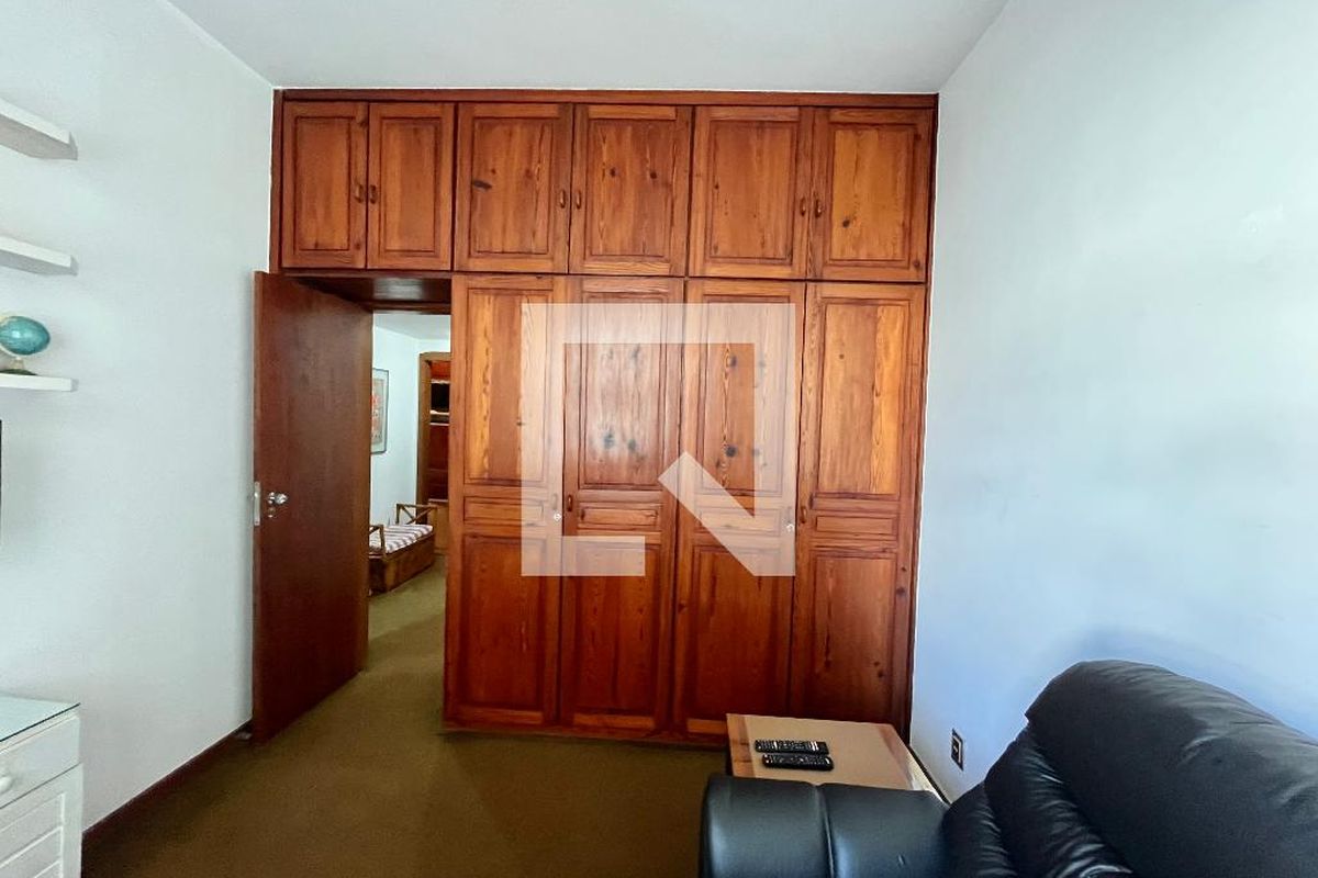 Apartamento, 4 quartos, 205 m² - Foto 11