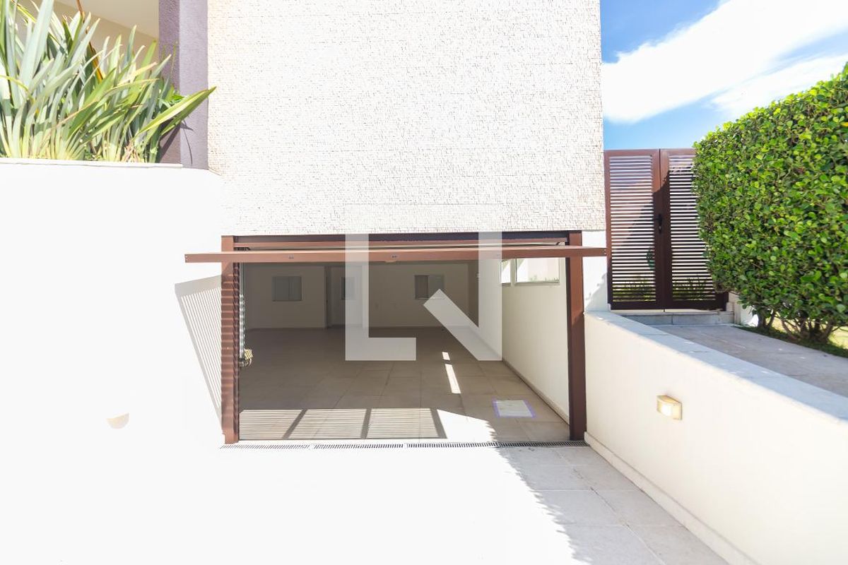 Casa, 3 quartos, 437 m² - Foto 81