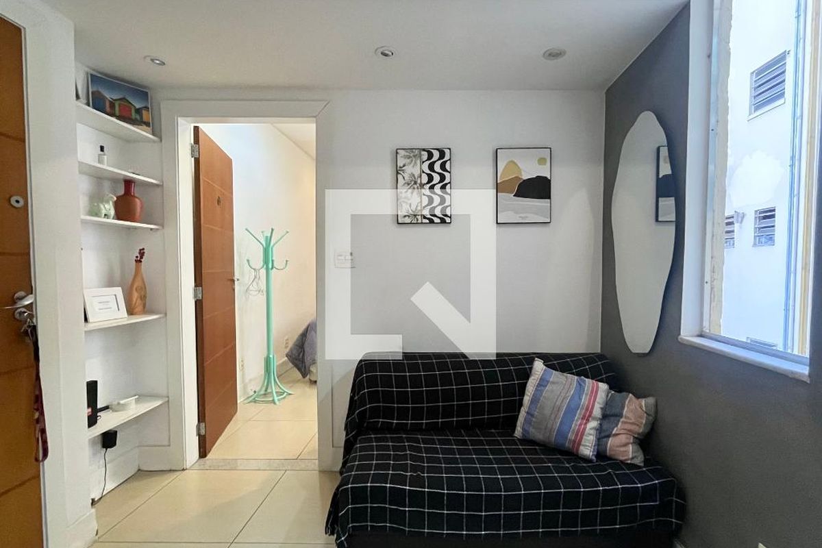 Apartamento, 1 quarto, 28 m² - Foto 1