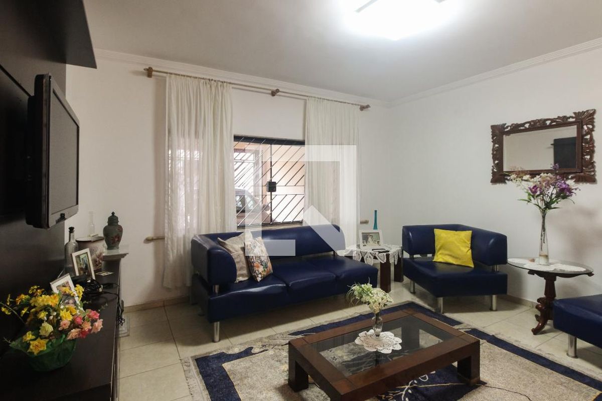 Casa, 3 quartos, 136 m² - Foto 1