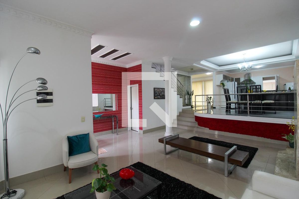 Casa, 4 quartos, 380 m² - Foto 2