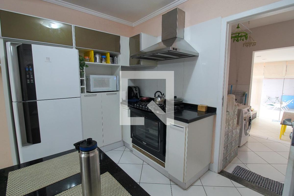 Casa, 4 quartos, 380 m² - Foto 13
