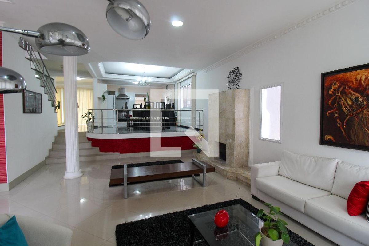 Casa, 4 quartos, 380 m² - Foto 1