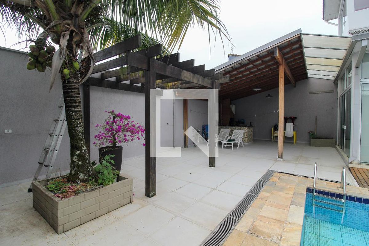 Casa, 4 quartos, 380 m² - Foto 22