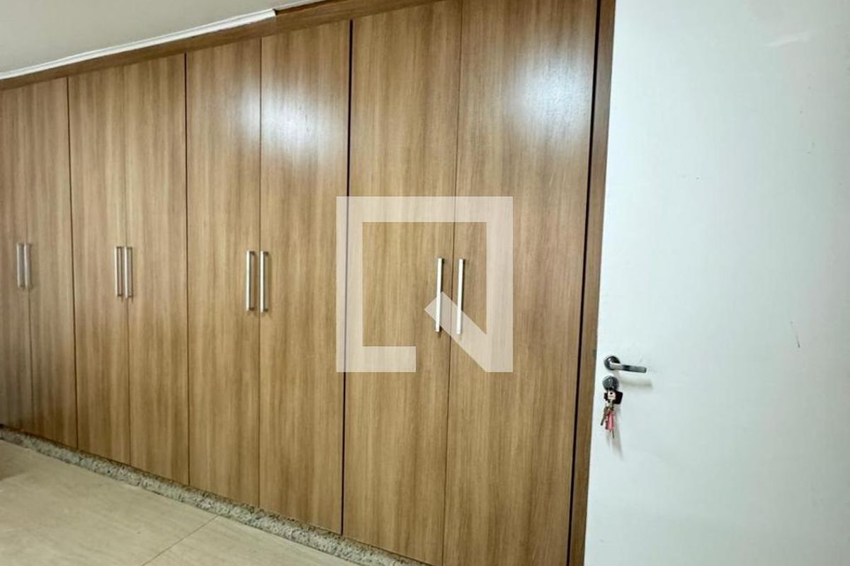 Casa, 3 quartos, 195 m² - Foto 13