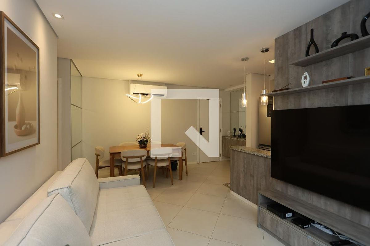 Apartamento, 2 quartos, 69 m² - Foto 6