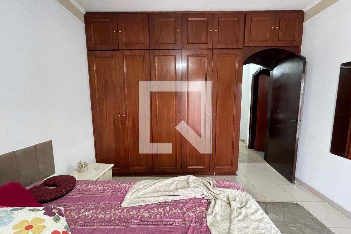 Casa, 3 quartos, 187 m² - Foto 15