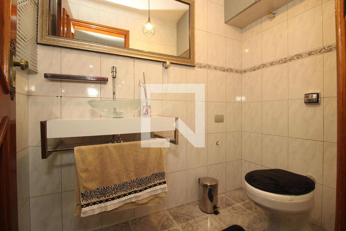 Casa, 3 quartos, 200 m² - Foto 49