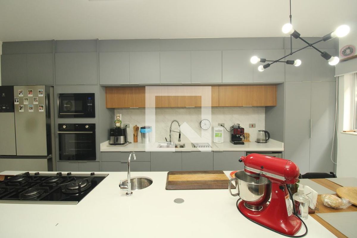 Casa, 3 quartos, 200 m² - Foto 46