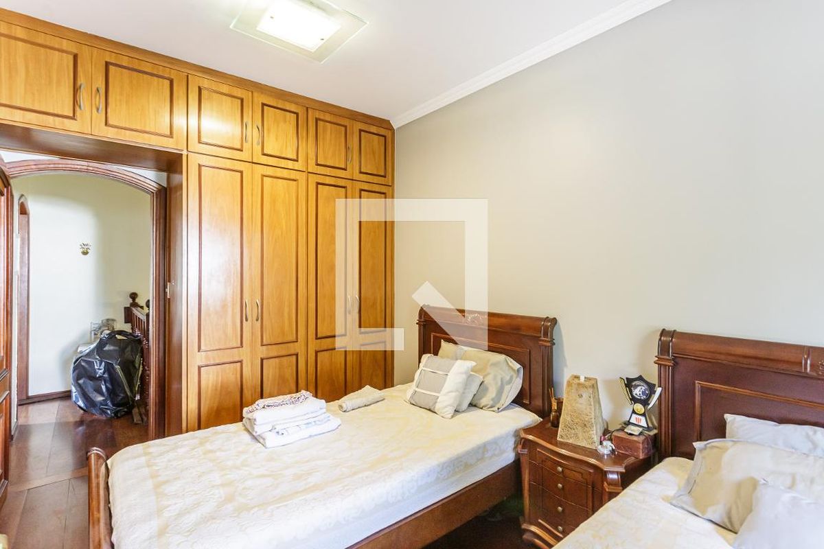 Casa, 3 quartos, 220 m² - Foto 9