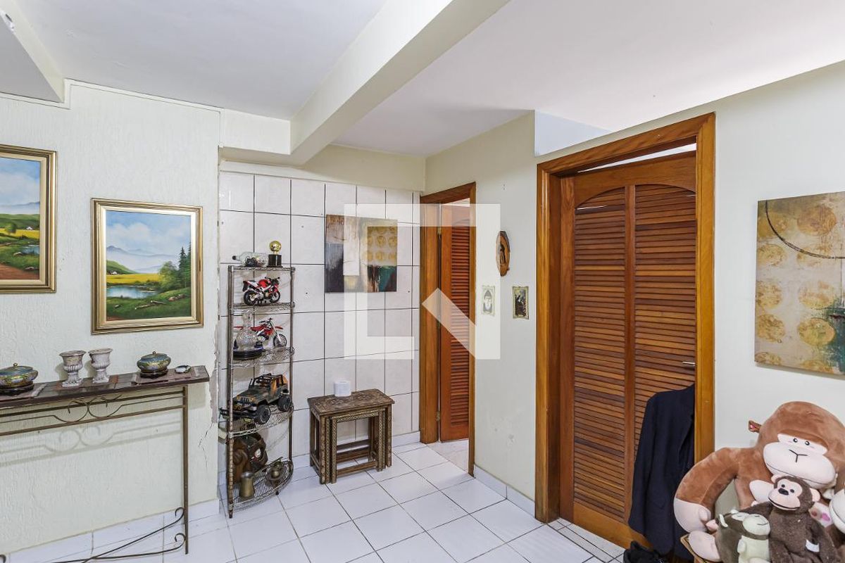 Casa, 3 quartos, 220 m² - Foto 38