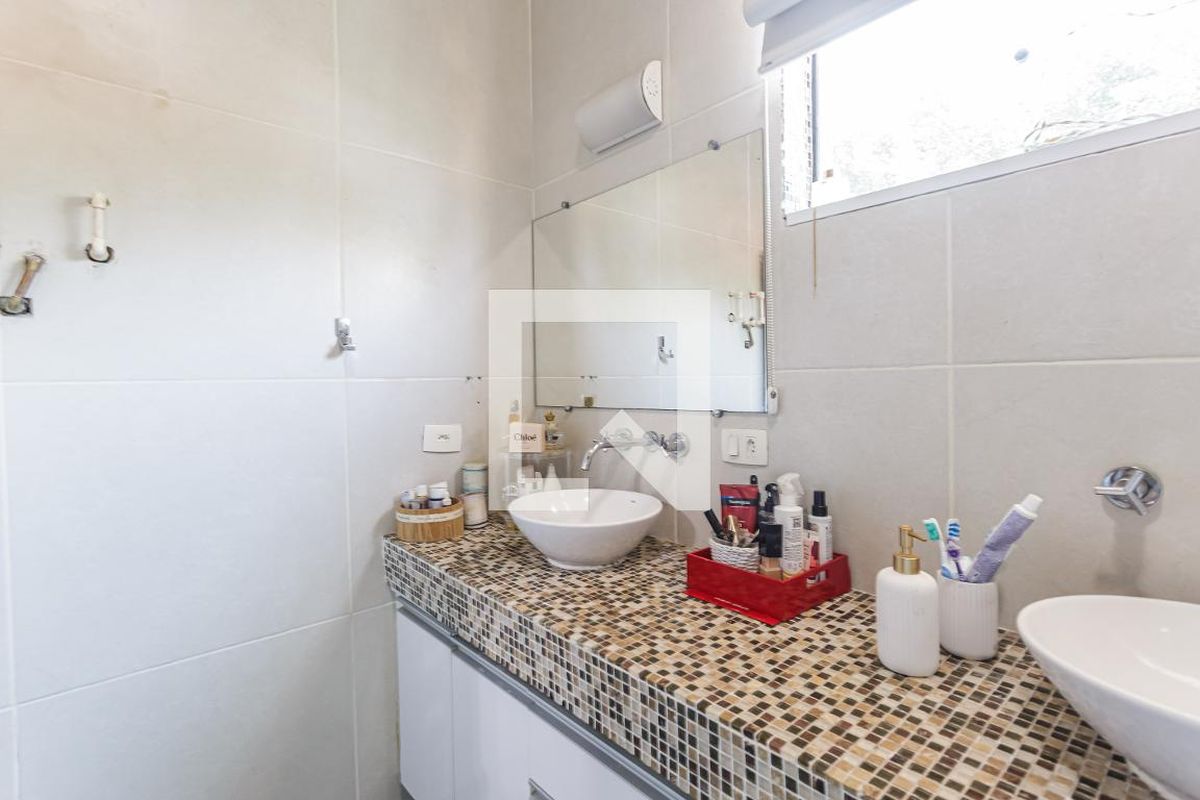 Casa, 3 quartos, 220 m² - Foto 28