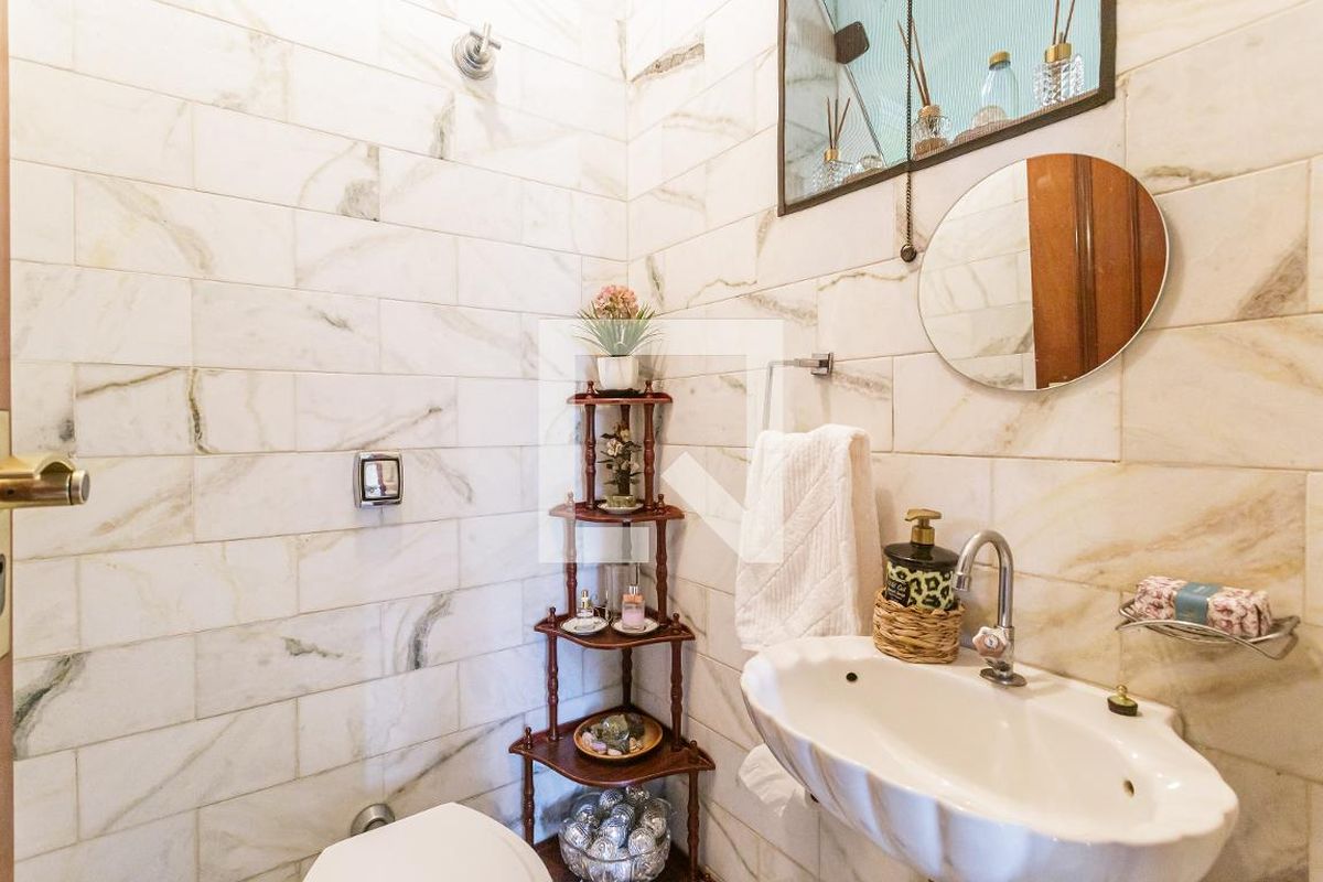 Casa, 3 quartos, 220 m² - Foto 31