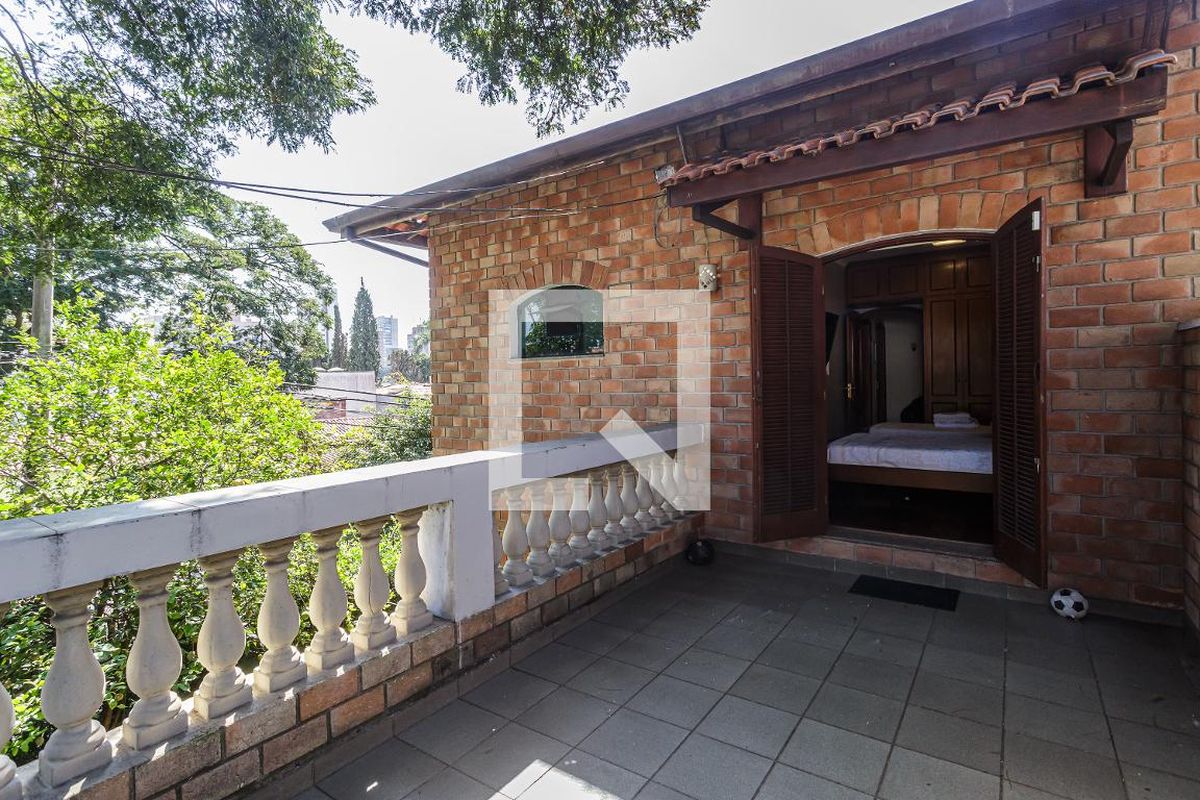 Casa, 3 quartos, 220 m² - Foto 12