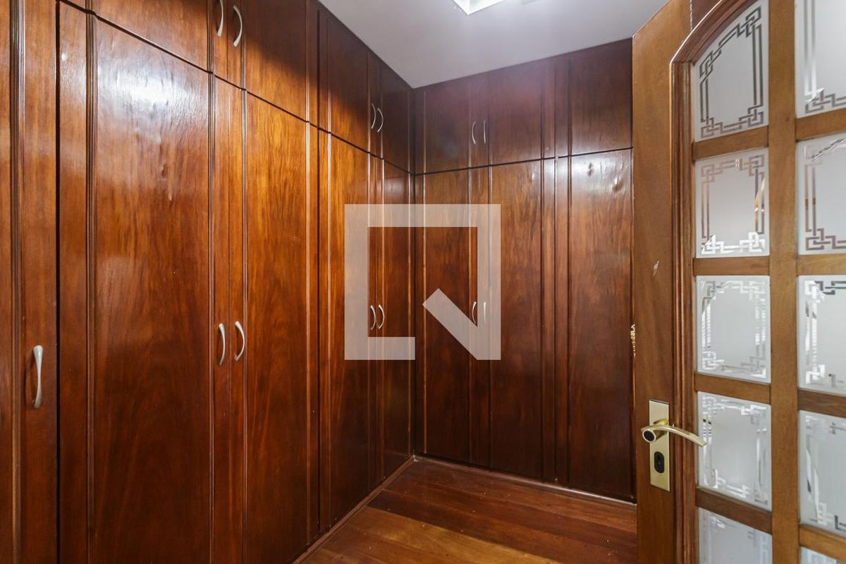 Casa, 3 quartos, 220 m² - Foto 26