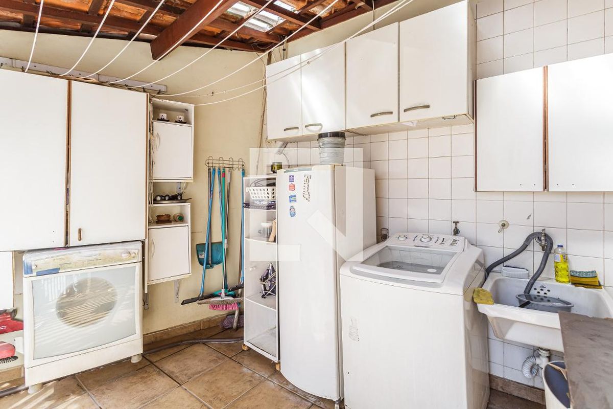 Casa, 3 quartos, 220 m² - Foto 36